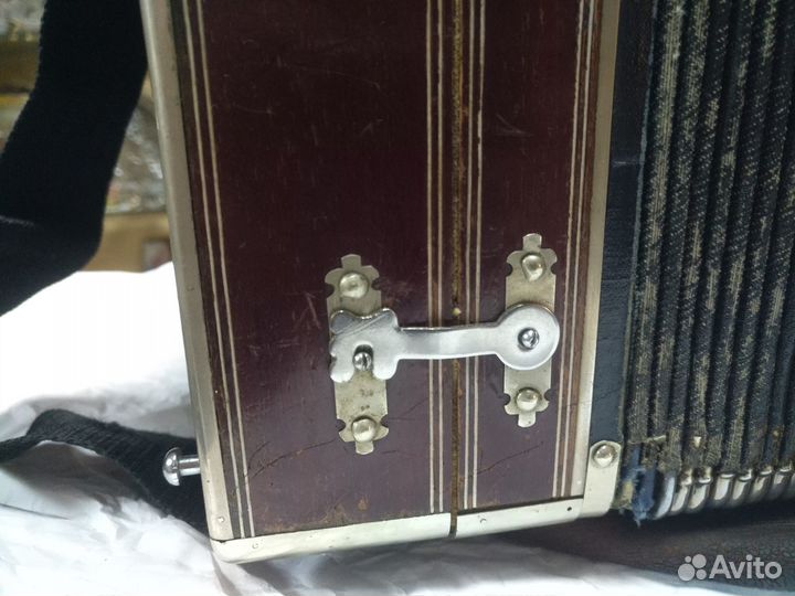 Гармонь, мастер В. Романов