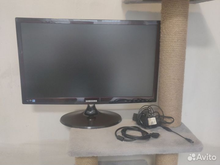 Монитор Samsung SyncMaster S23B359