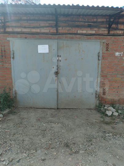 Гараж, > 30 м²