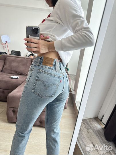 Женские джинсы Levis premium