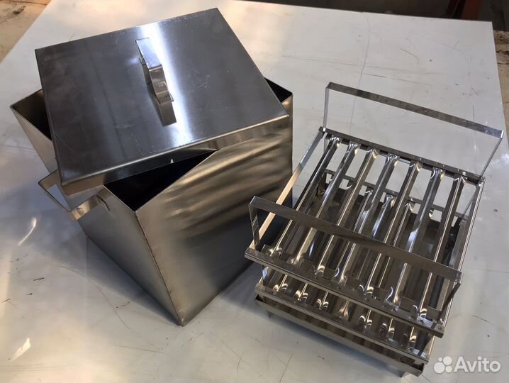 Мангалы, коптильни, шампуры