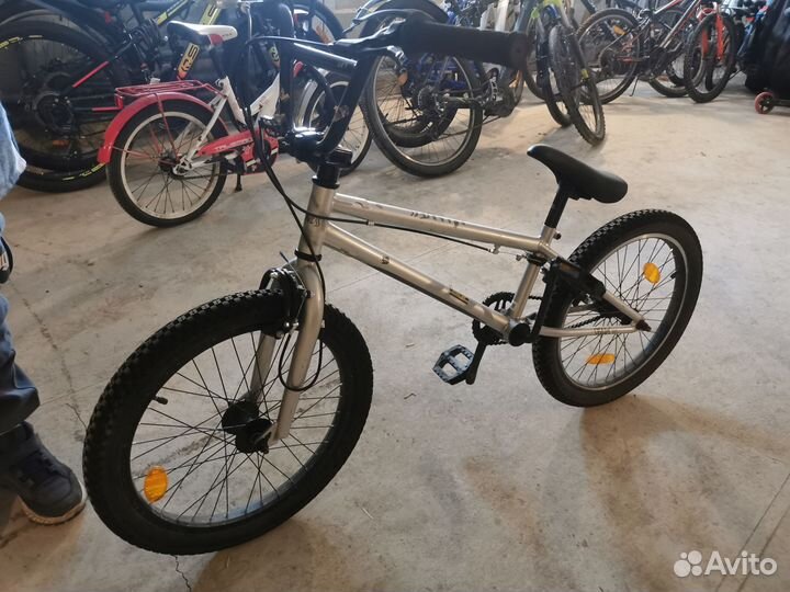 BMX Stark Madness BMX 1