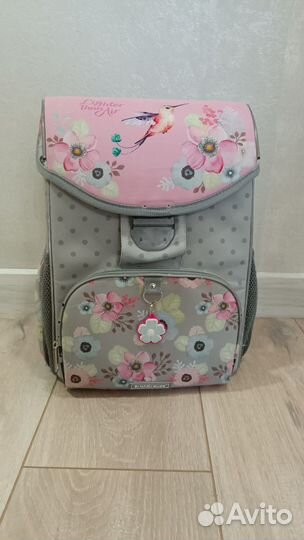 Ранец школьный для девочки