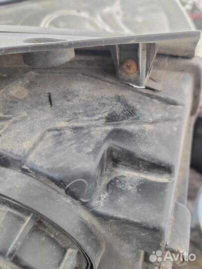 Фара hyundai santa fe 2