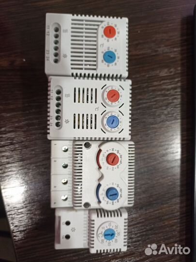 Термостат (терморегулятор)