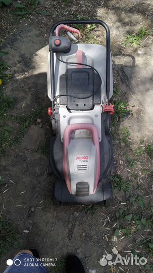 Газонокосилка электрическая