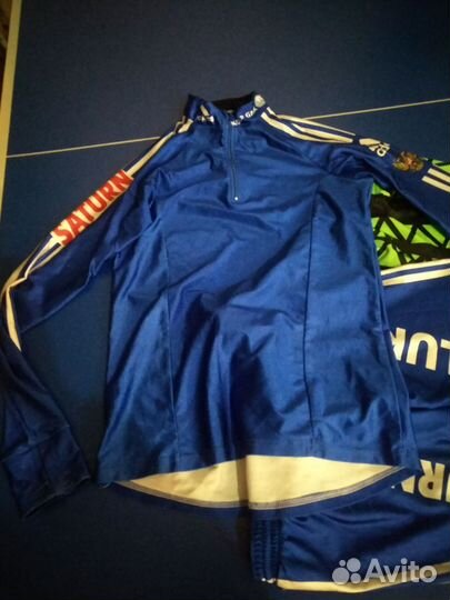 Лыжный комбинезон