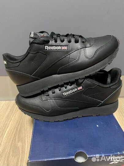 Reebok classic чёрные