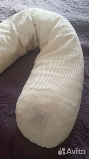 Анатомическая подушка для беременных и кормящих