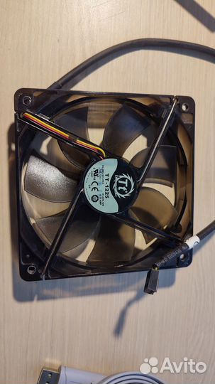 Вентилятор 120мм Thermaltake tt-1225 0.3А