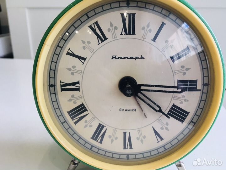 Часы СССР Янтарь 4 камня