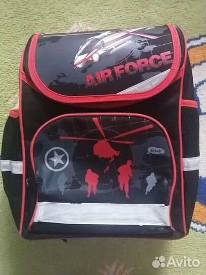 Школьный рюкзак