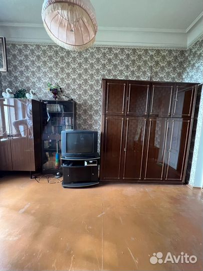 Сервант, шкафы комод