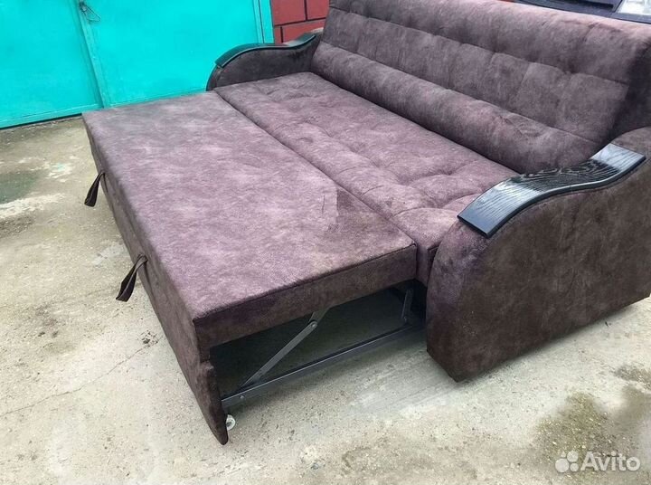 Прямой диван в наличии не б/у