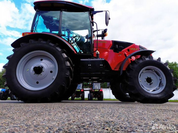 Трактор МТЗ (Беларус) 1523.3, 2022