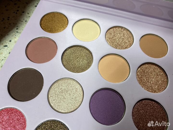 Палетка теней Makeup Obsession Beauty Tales