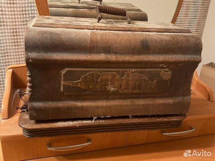 Швейная машина Biesolt Locke