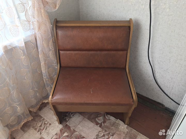 Диванчик