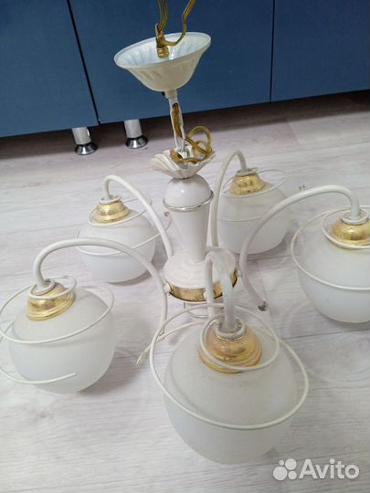 Люстра потолочная