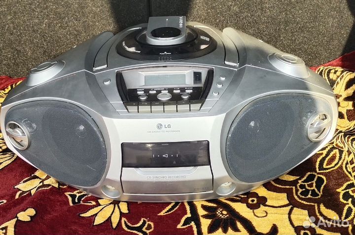 Бумбокс магнитола LG