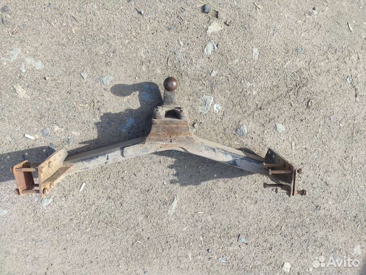 Прицепное устройство,фаркоп