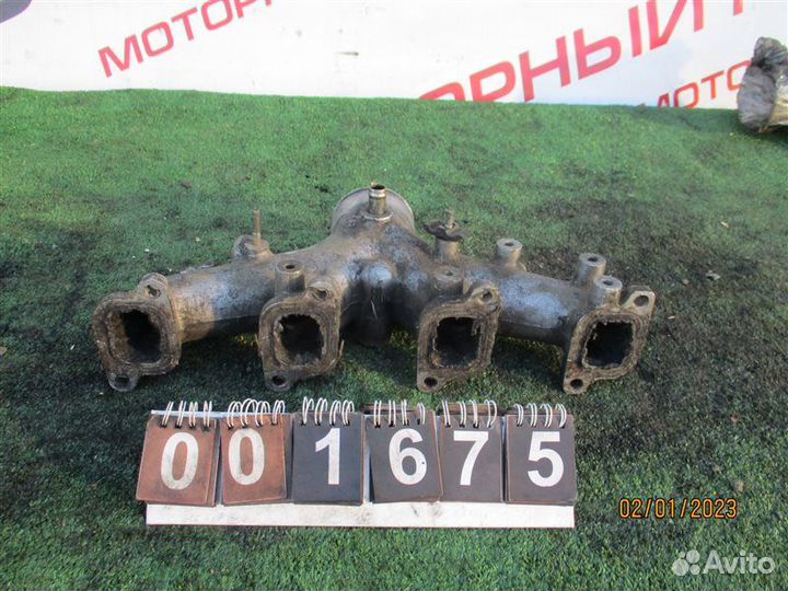 Впускной коллектор Toyota Dyna LY61 3L 1992