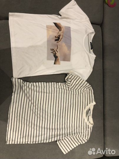 Две футболки вместе