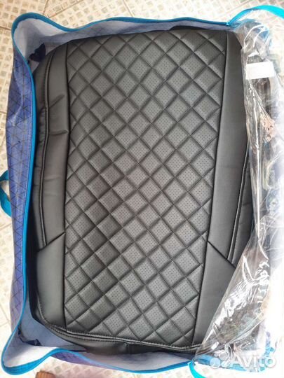 Авточехлы новые на Polo-rapid 2022