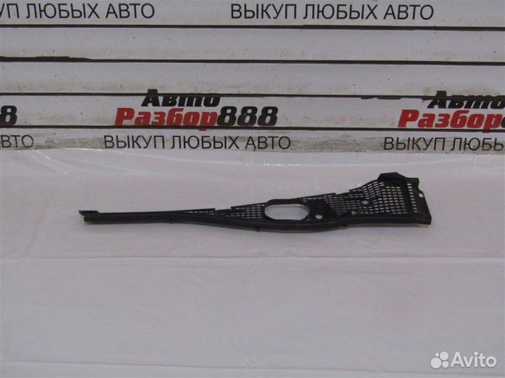 Жабо Renault Logan 1 2011