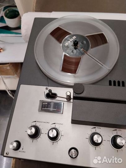 Бобинный магнитофон