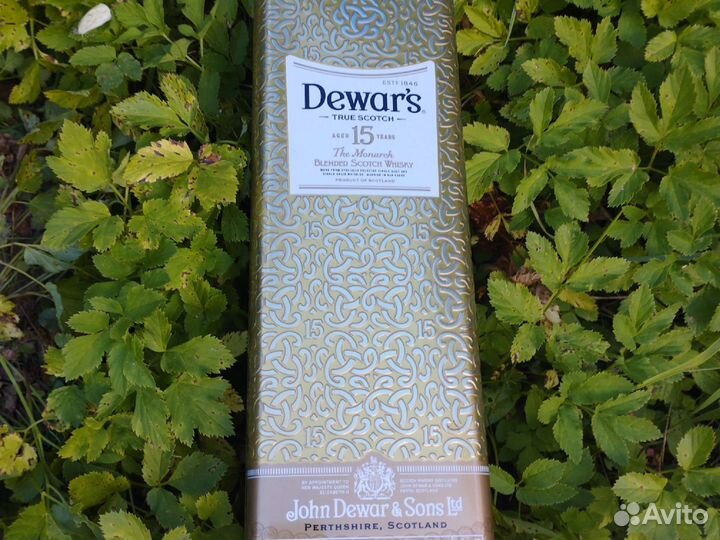 Футляр для виски Dewar's True Scotch