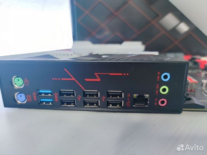 Intel Xeon e5 2670 v3 / MR9A PRO MAX / 16gb