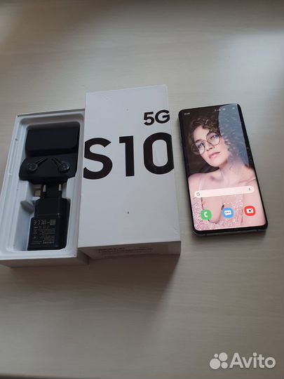 Samsung Galaxy S10 5G Single sim, 8/512 ГБ