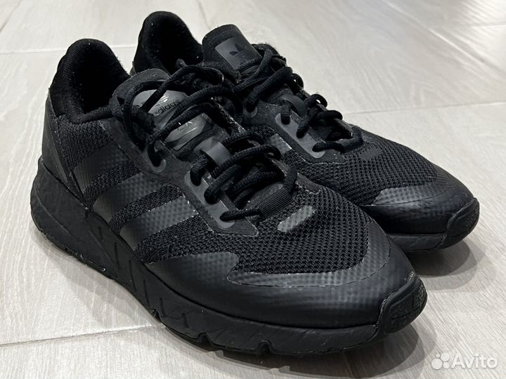 Кроссовки Adidas оригинал 42 EU