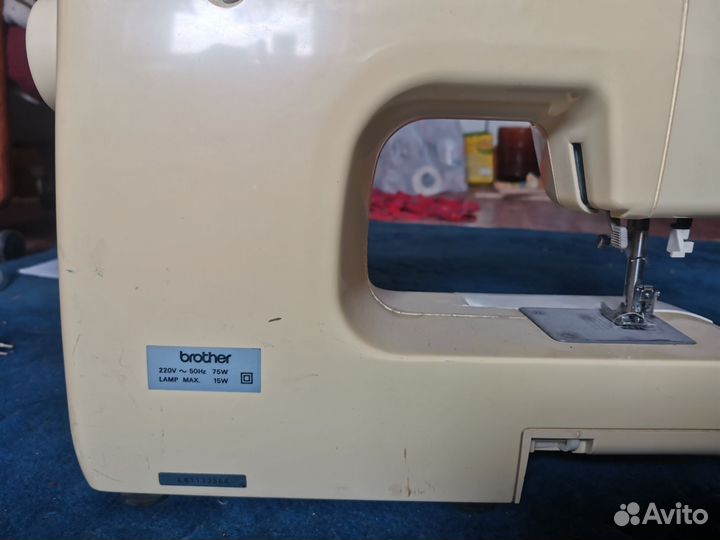 Швейная машина brother