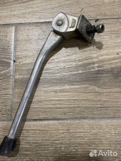 Велозапчасти: переключатель, тормоз, седло, выносы