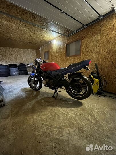 Suzuki bandit 400