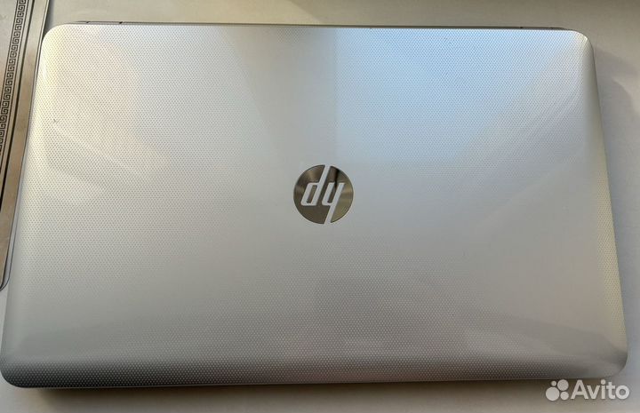 Ноутбук HP Pavilion с диагональю 17.3