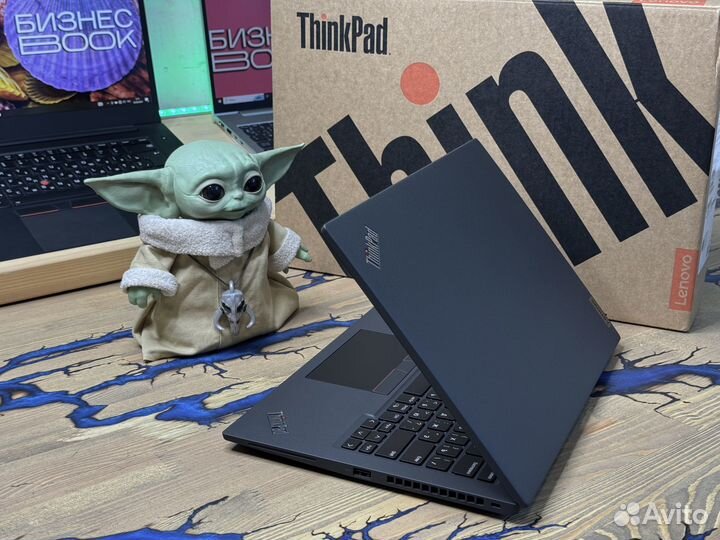 Lenovo ThinkPad T14s Gen 3 Ryzen 7 Pro 6850U 32GB