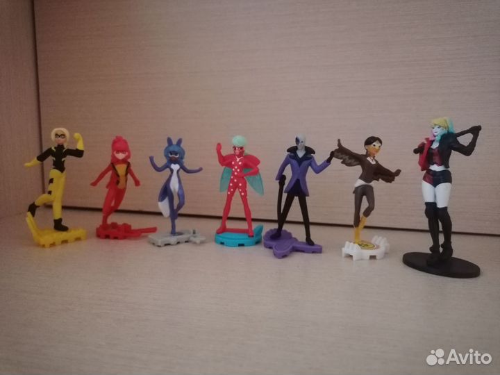 Игрушки из киндера леди баг и супер кот