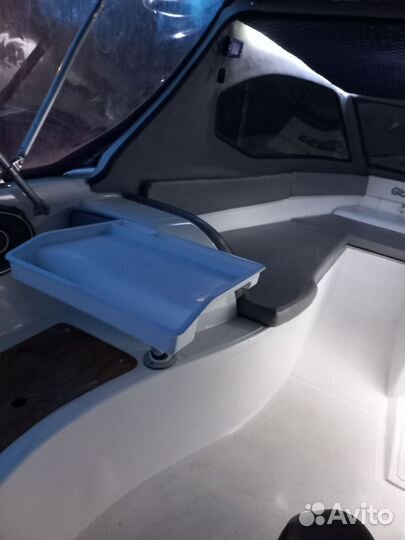 Катер Gladius 520 HT