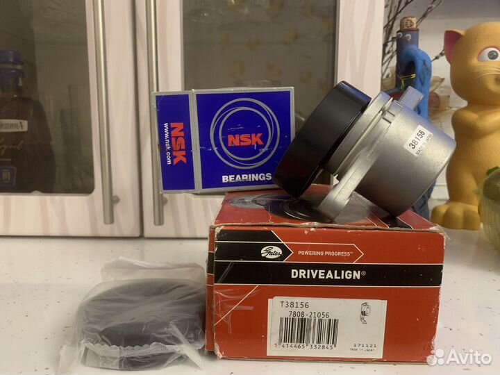 Запчасть на suzuki ролик натяжной ремня генератора