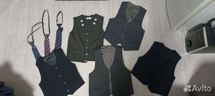 Пиджак и жилетки, галстуки