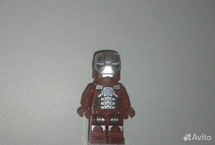 Lego marvel минифигурка Iron Man - Mark 5 Armor