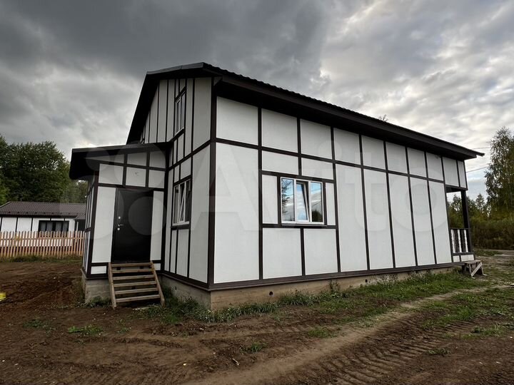 Дом 200 м² на участке 10 сот.