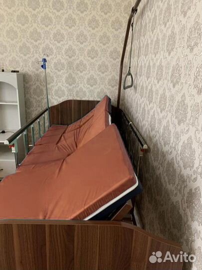 Кровать для лежачих больных функционал медицинская