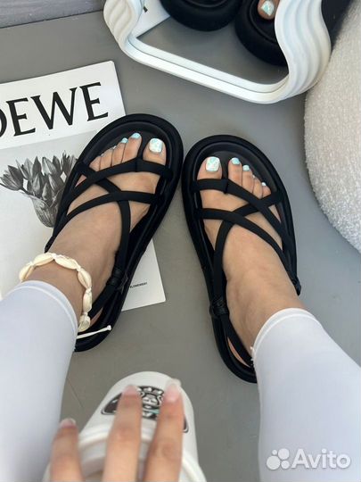 Обувь на лето женская немного б/у и новая