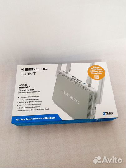 Wi-Fi роутер Keenetic Giant (KN-2610), белый