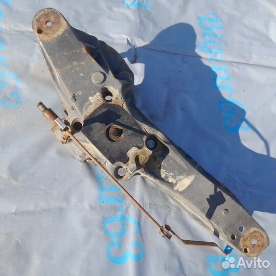 Кронштейн (крепление) Volvo Fh 13 4X2 D13A460S