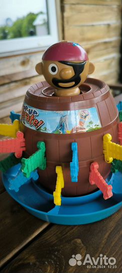 Пират игра, пират в бочке